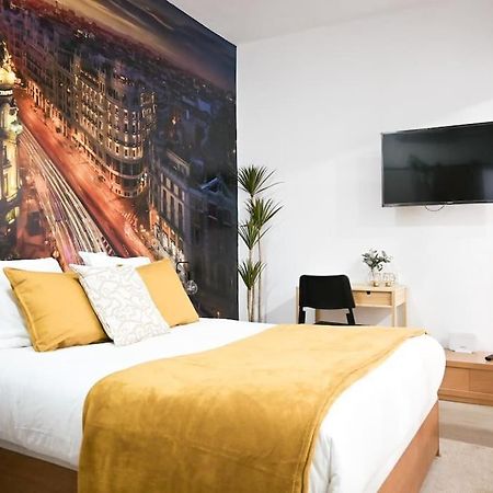 Ferienwohnung Agradable Apartamento Temporal De 1 Dormitorio En Madrid Pez30 Exterior foto
