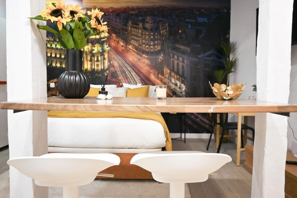 Ferienwohnung Agradable Apartamento Temporal De 1 Dormitorio En Madrid Pez30 Exterior foto