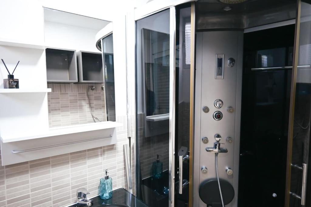 Ferienwohnung Agradable Apartamento Temporal De 1 Dormitorio En Madrid Pez30 Exterior foto